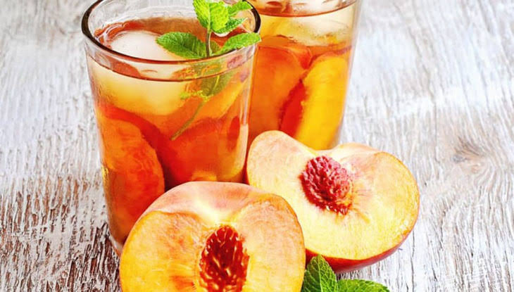 Đặc điểm hương vị và màu sắc của rượu đào