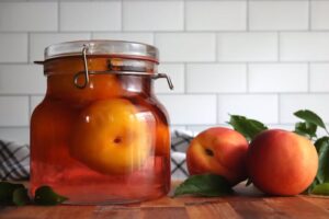 Rượu đào: Cách ngâm, thời gian ủ và cách bảo quản rượu đào